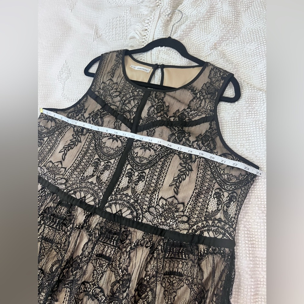 Maurice’s Beautiful Lace Keyhole Dress - Picture 10 of 11
